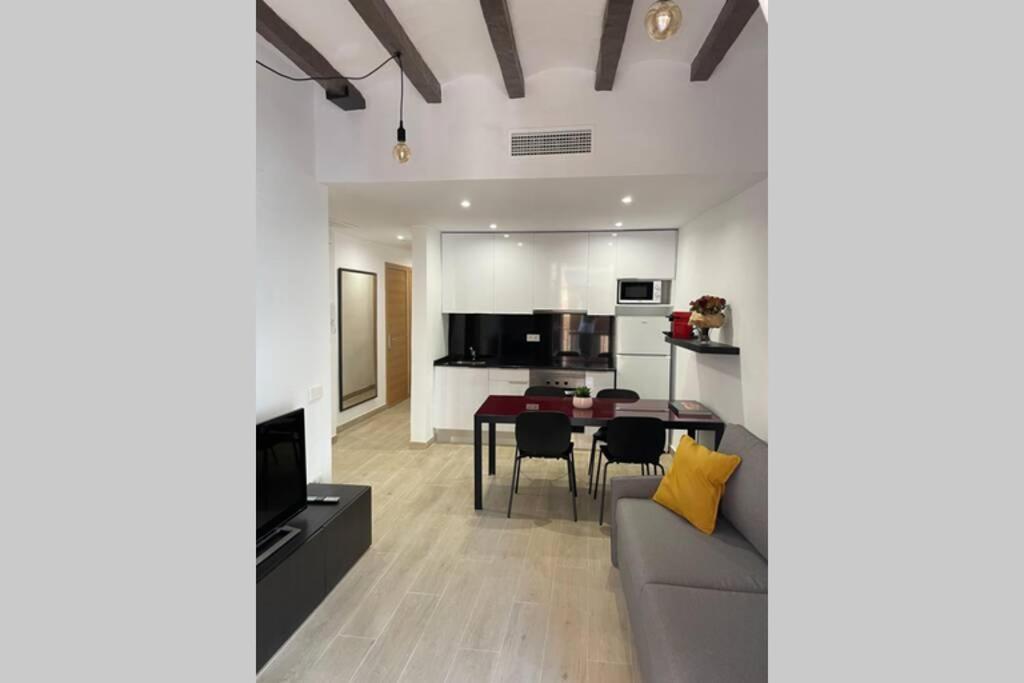 Casa Ferrers Piso 2 Piso Reformado En El Casco Antiguo De Tarragona Daire Dış mekan fotoğraf